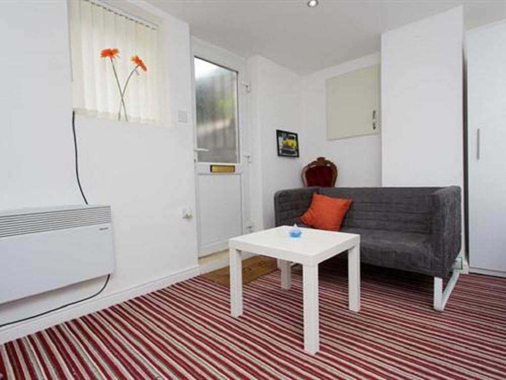 Brownhill Studio In Leeds Leeds  Room photo
